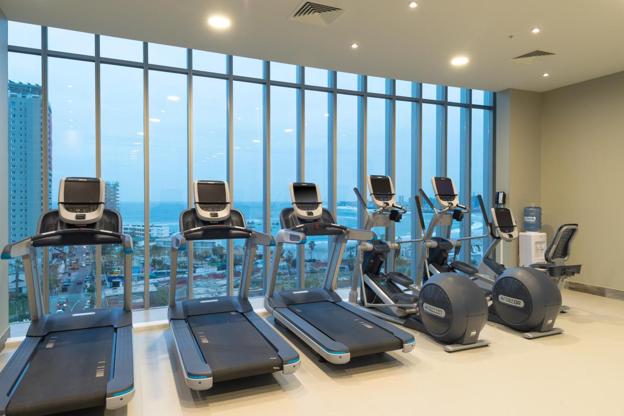 Hilton Garden Inn Iquique Exterior photo