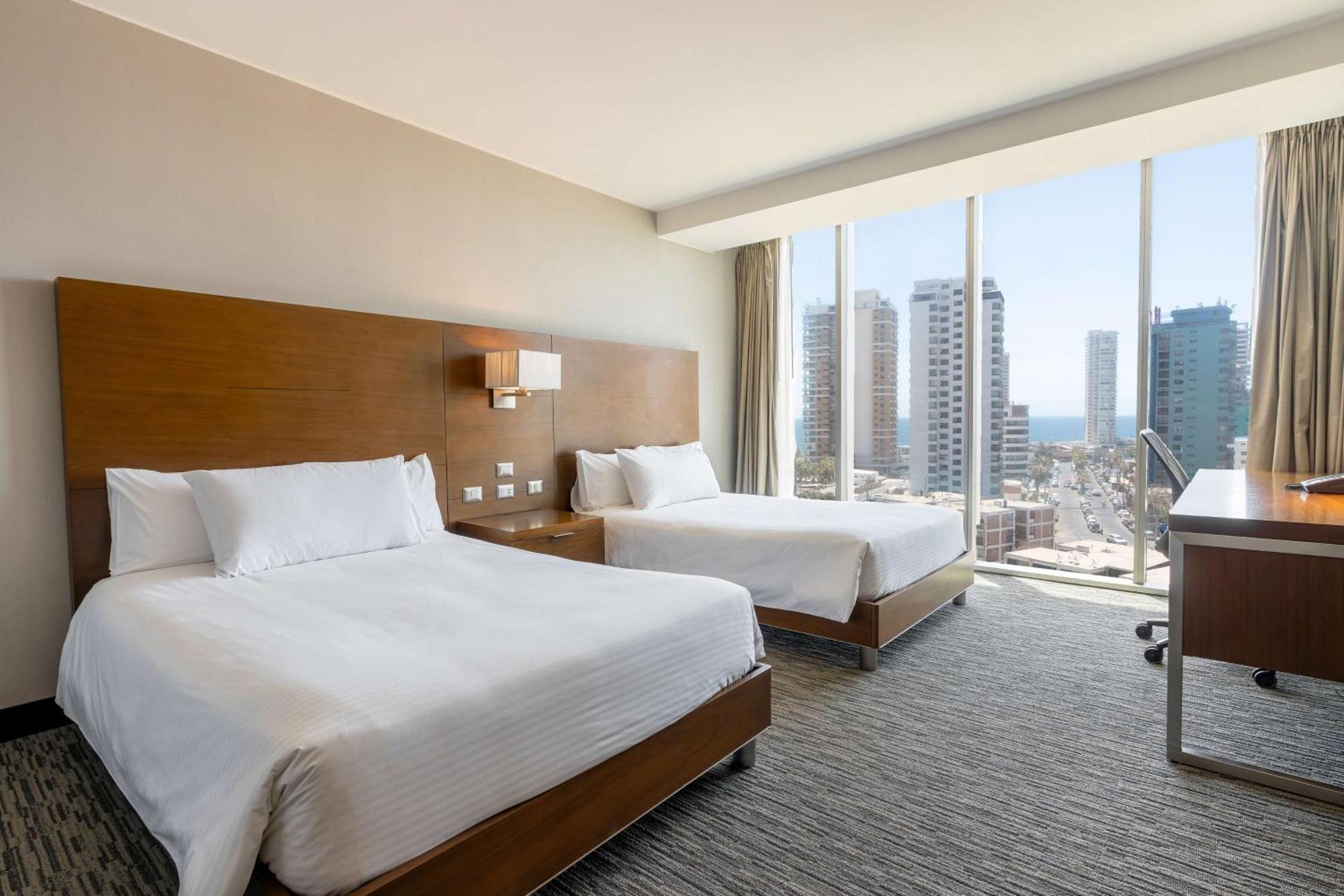 Hilton Garden Inn Iquique Exterior photo